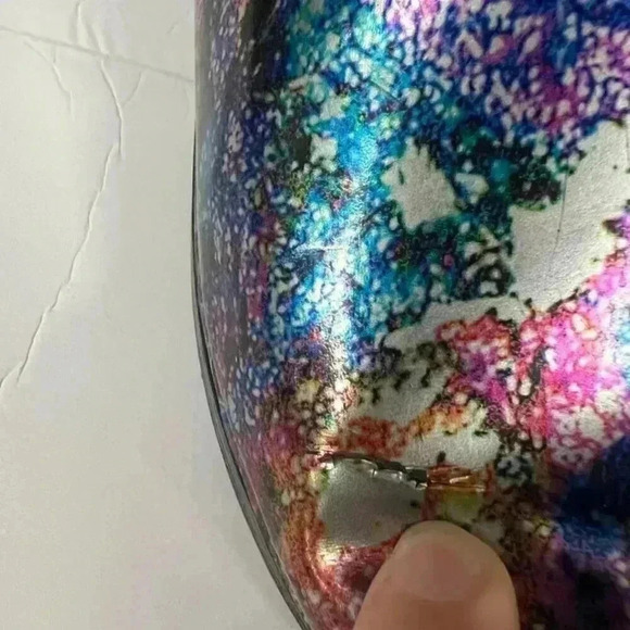 Dansko Multicolored Metallic Clogs size 38 - Picture 6 of 7